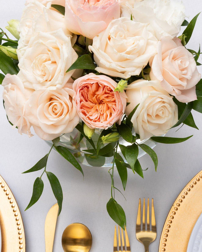 Wedding Flowers Featuring Garden Roses